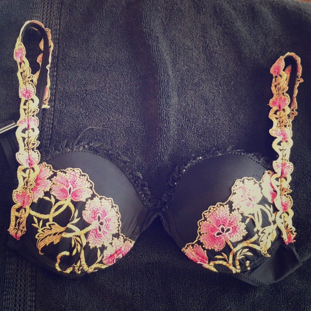 Beach Bunny Push Up Embroidered Bikini Top